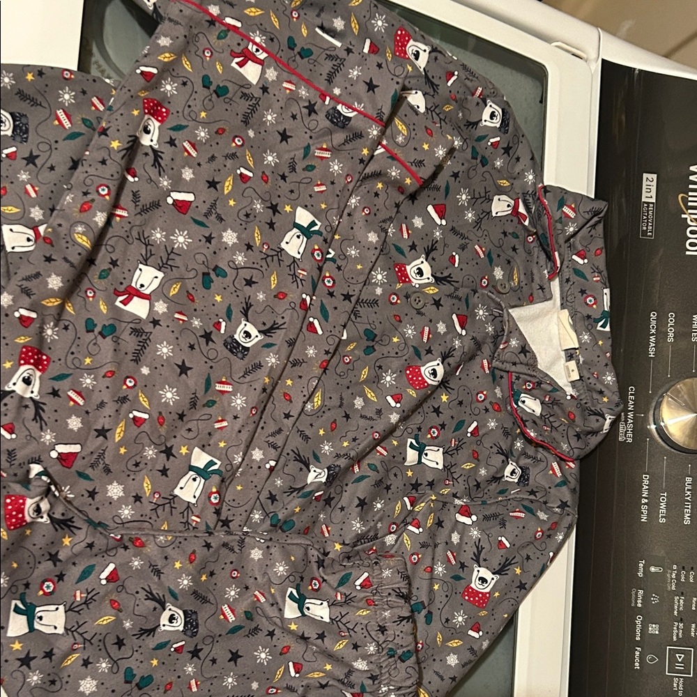 Bass Pro Shops Gray Kids Pajama Set